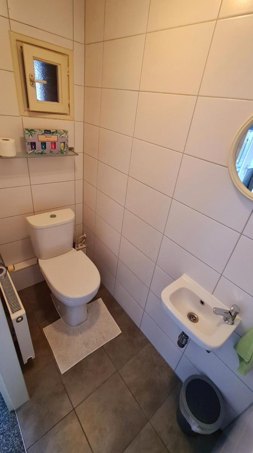Roos Guesthouse Holiday Appartements Valkenburg aan de Geul Habitación foto